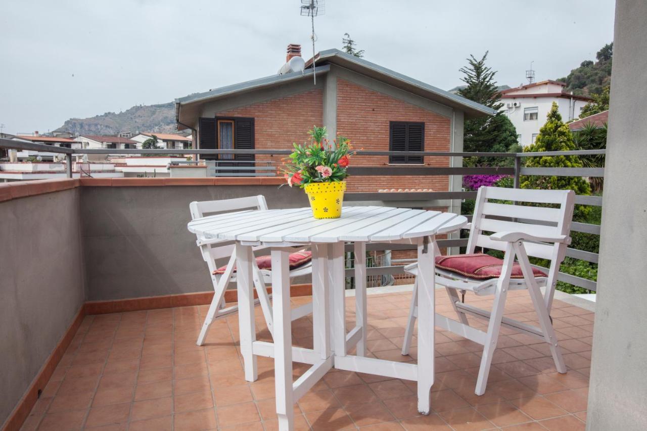 B&B Villa Carmen Sant'Alessio Siculo Exterior photo